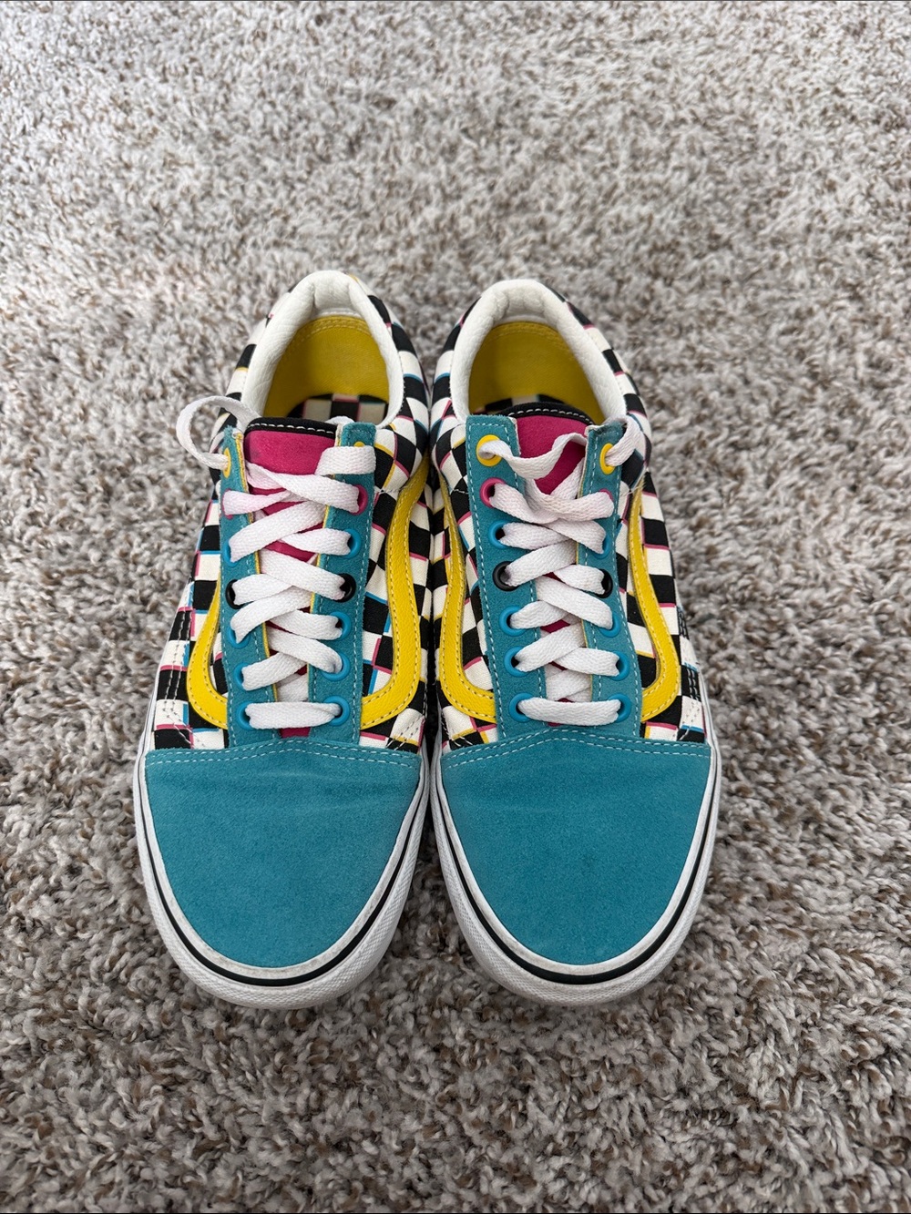 VAN’S Old Skool Checkered Board Sneaks
